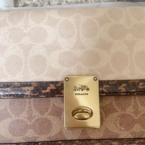 Coach Hutton Shoulder Bag In Blocked Signature Canvas With Snakeskin Detail - Picture 4 of 13
